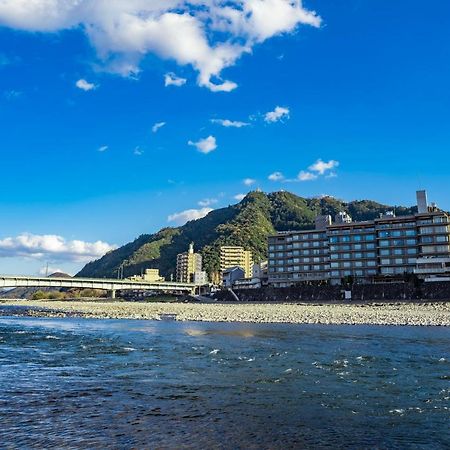 Juhachiro Hotel Gifu Bagian luar foto