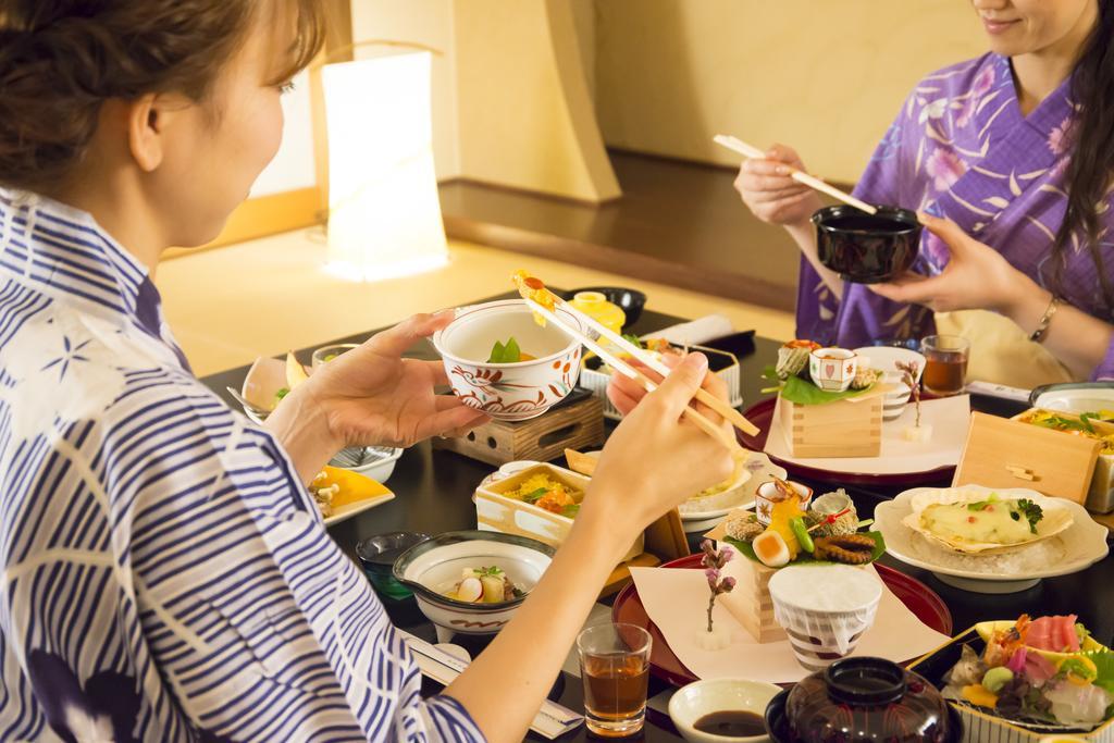 Juhachiro Hotel Gifu Bagian luar foto