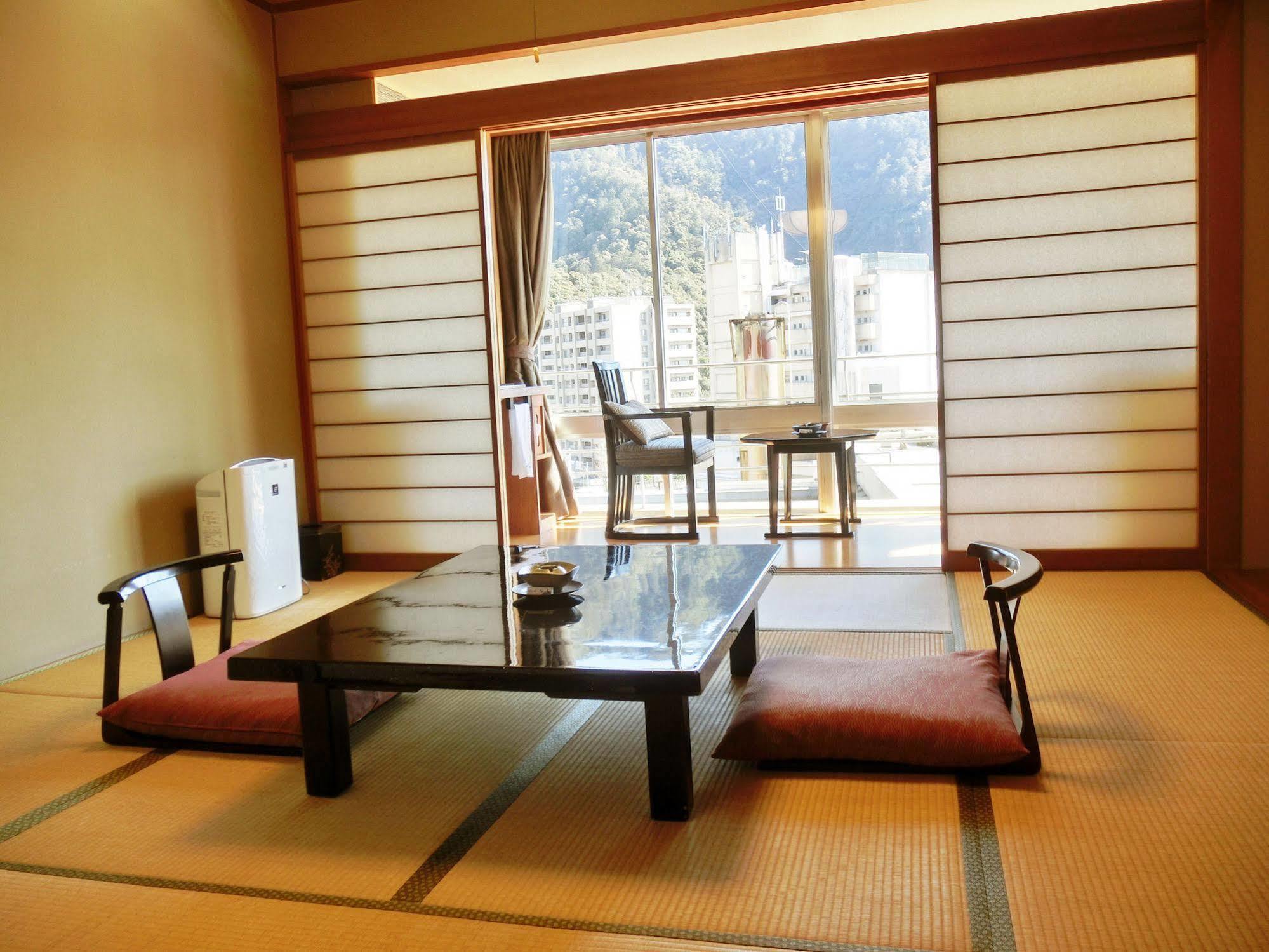 Juhachiro Hotel Gifu Bagian luar foto