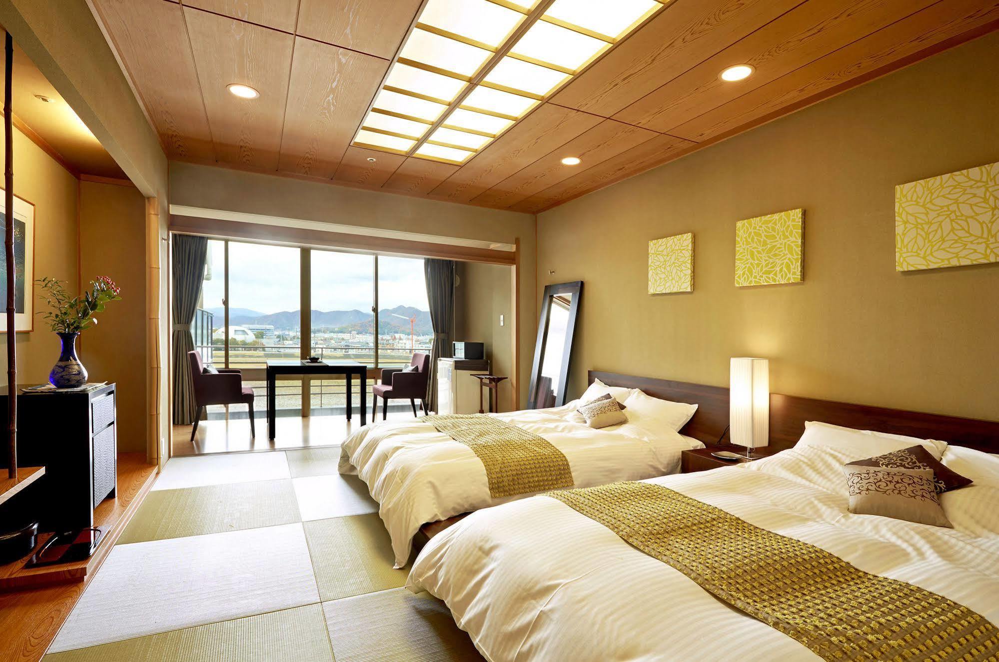 Juhachiro Hotel Gifu Bagian luar foto
