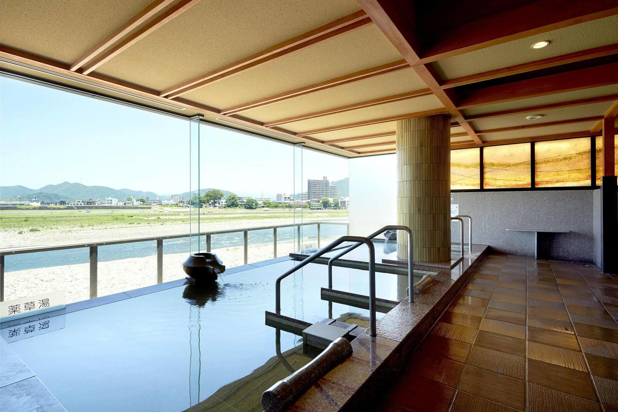 Juhachiro Hotel Gifu Bagian luar foto