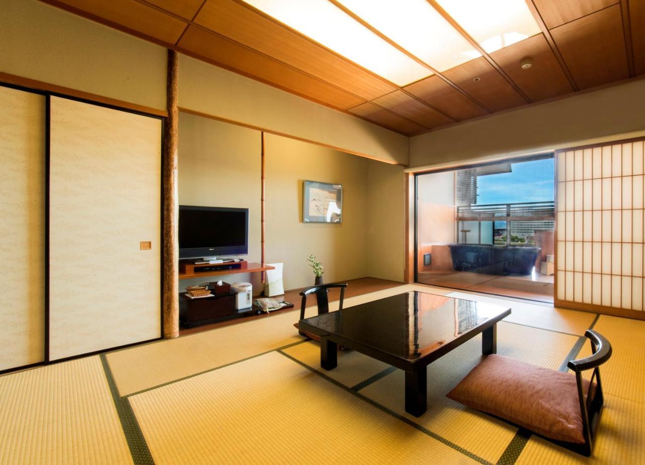 Juhachiro Hotel Gifu Bagian luar foto